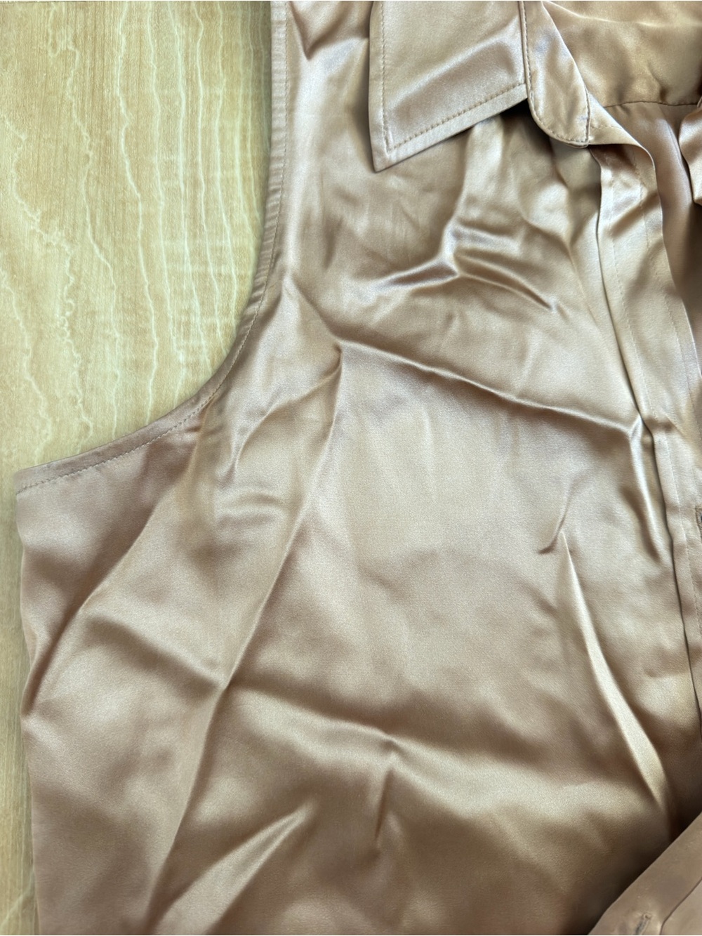 L'Agence Emmy Sleeveless Silk Blouse Metallic Gold - Picture 6 of 7